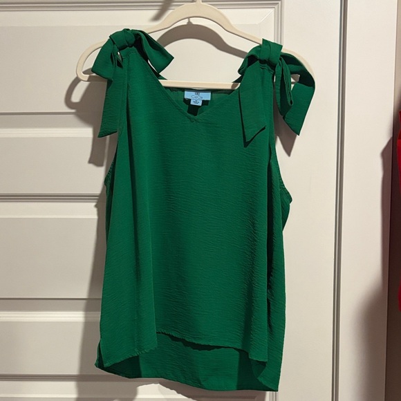 CeCe Vibrant Green Tank Top with Bow Accents - Picture 2 of 3